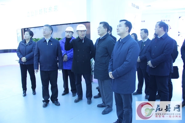 省委常委、常務(wù)副省長(cháng)翁杰明到王樓鎮盛通聚源3D項目調研慰問(wèn)